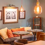 Hotel Naad Centre 3*