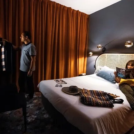 Ξενοδοχείο Naad Centre