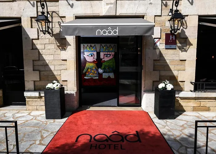 Ξενοδοχείο Naad Centre 3*