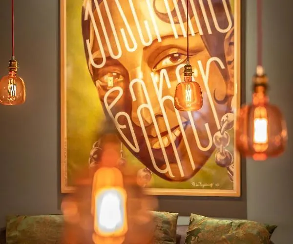 Naad Centre Ξενοδοχείο 3*