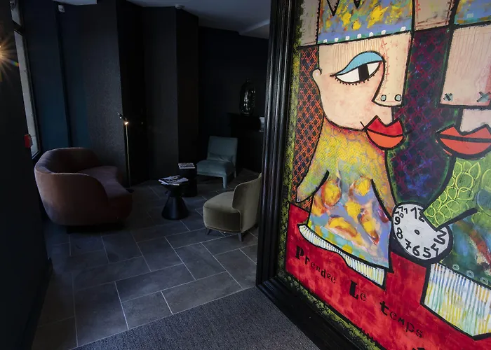 Ξενοδοχείο Naad Centre